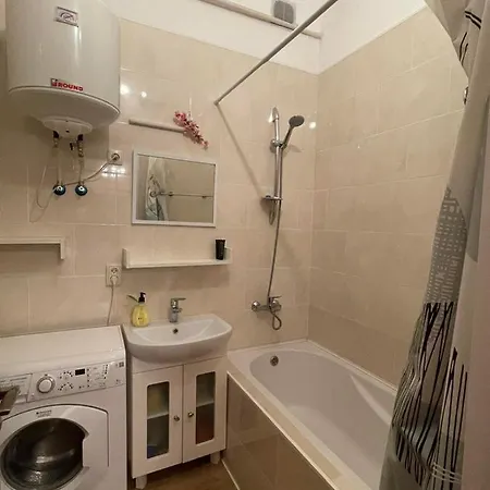 Apartment В Центре,Море 10 Минут Новая Odesa