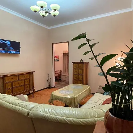 В Центре,Море 10 Минут Новая Apartment Odesa